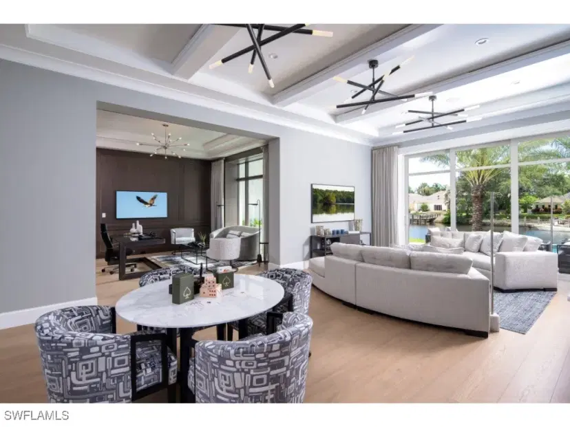 Picture of 3200 Gin Ln, Naples FL 34102