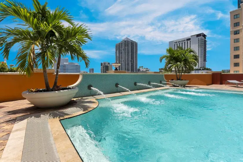 Picture of 110 N Federal Hwy 1404, Fort Lauderdale FL 33301