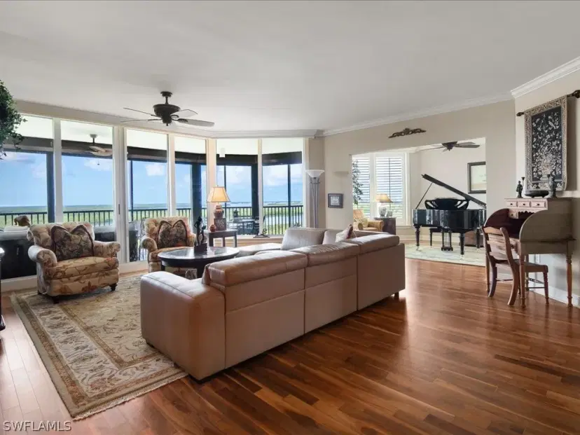 Picture of 1050 Borghese Ln 906, Naples FL 34114