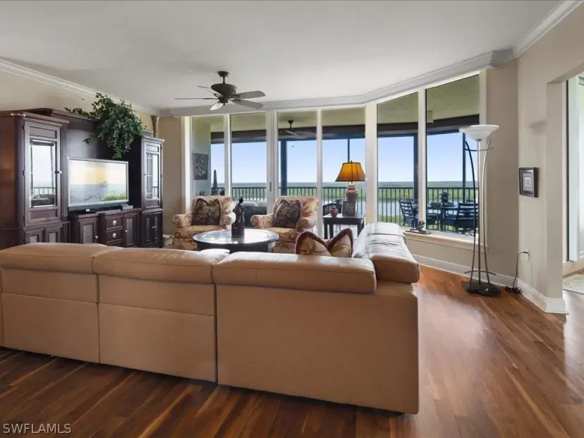 Picture of 1050 Borghese Ln 906, Naples FL 34114