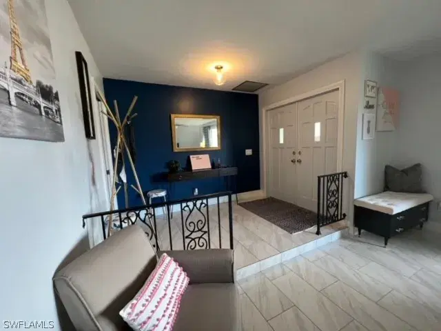 Picture of 4337 S Bay Cir, North Fort Myers FL 33903