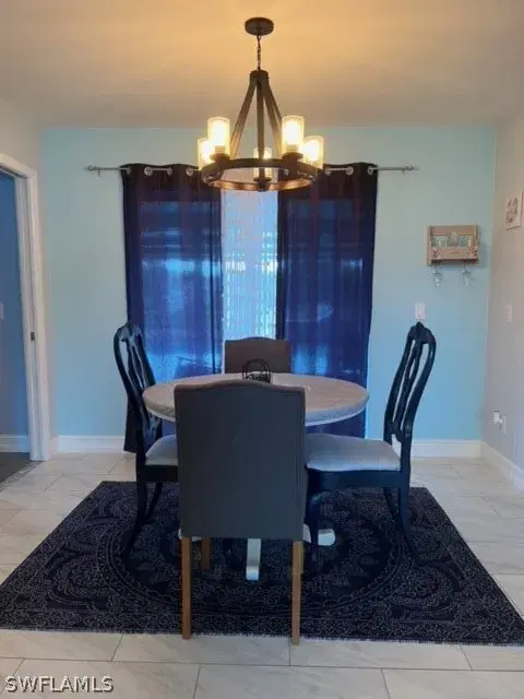 Picture of 4337 S Bay Cir, North Fort Myers FL 33903