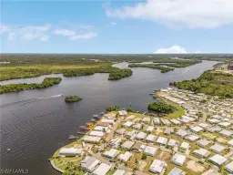 Picture of 315 Shoreland Dr, Fort Myers, FL 33905