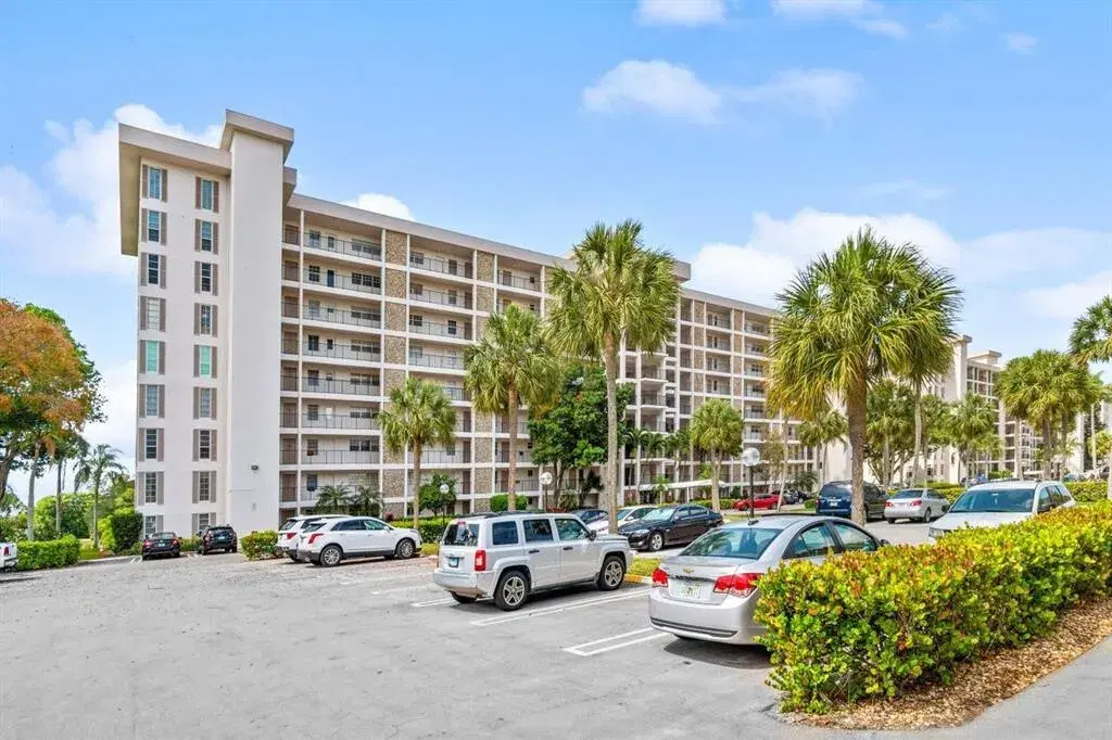 Picture of 3050 N Palm Aire Drive 802, Pompano Beach, FL 33069