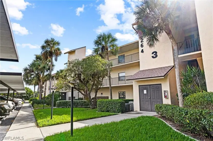 Picture of 13264 White Marsh Ln 3328, Fort Myers FL 33912