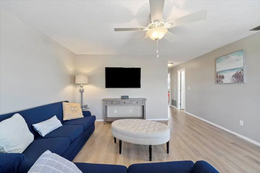 Picture of 2929 SE Ocean Boulevard 115-6, Stuart FL 34996