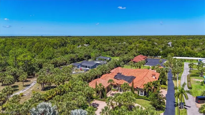 Picture of 371 17Th St Nw, Naples FL 34120