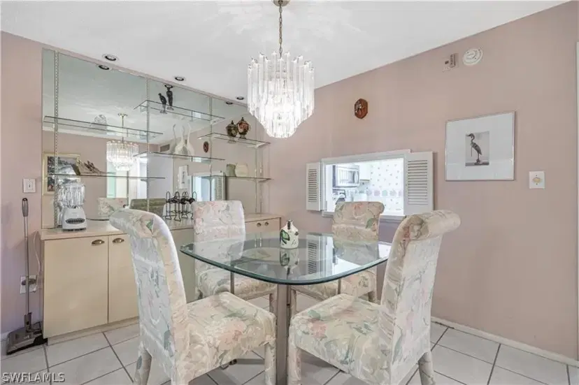 Picture of 1828 Pine Valley Dr 302, Fort Myers FL 33907