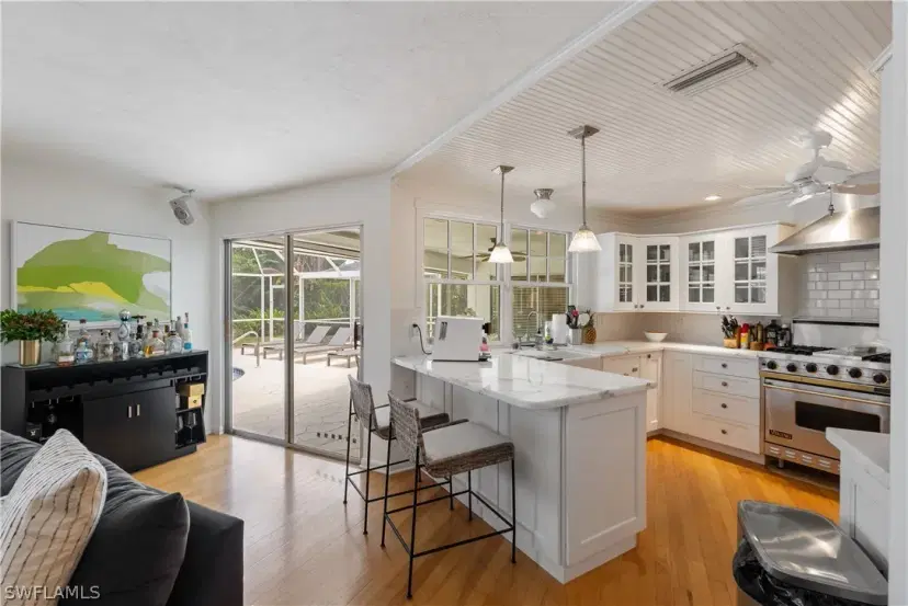 Picture of 626 Regatta Rd, Naples FL 34103