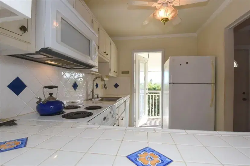 Picture of 1951 NE 39Th St 360, Lighthouse Point FL 33064