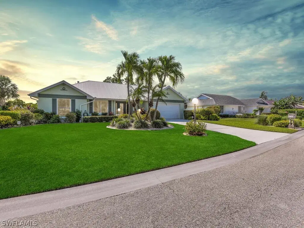 Picture of 5151 Greenbriar Dr, Fort Myers, FL 33919