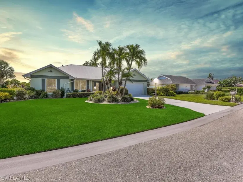 Picture of 5151 Greenbriar Dr, Fort Myers FL 33919