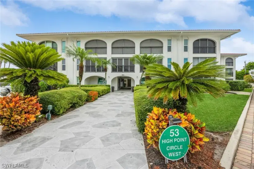 Picture of 53 High Point Cir W 208, Naples FL 34103