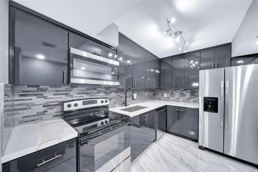 Picture of 1100 Saint Charles Pl 708, Pembroke Pines FL 33026