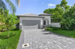 Picture of 689 101St Ave N, Naples, FL 34108