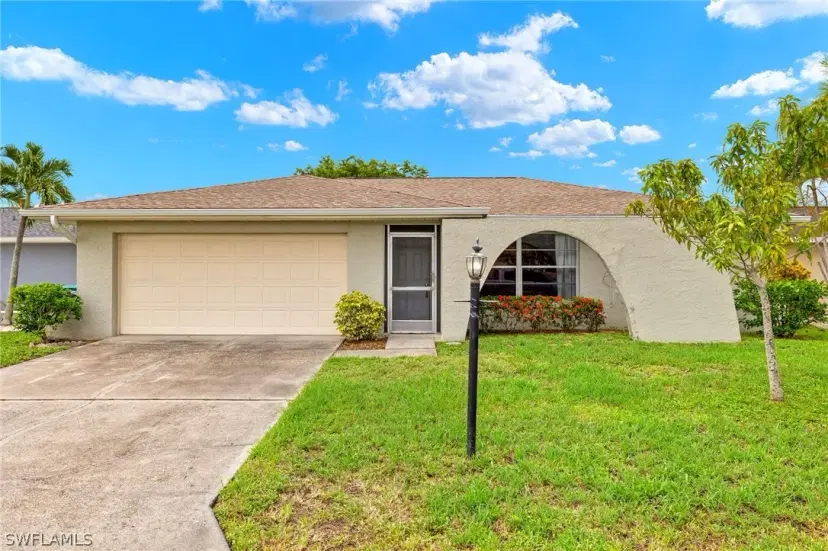 Picture of 9801 Owlclover St, Fort Myers FL 33919