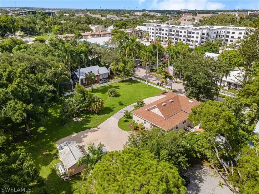 Picture of 1605 Hough St, Fort Myers FL 33901