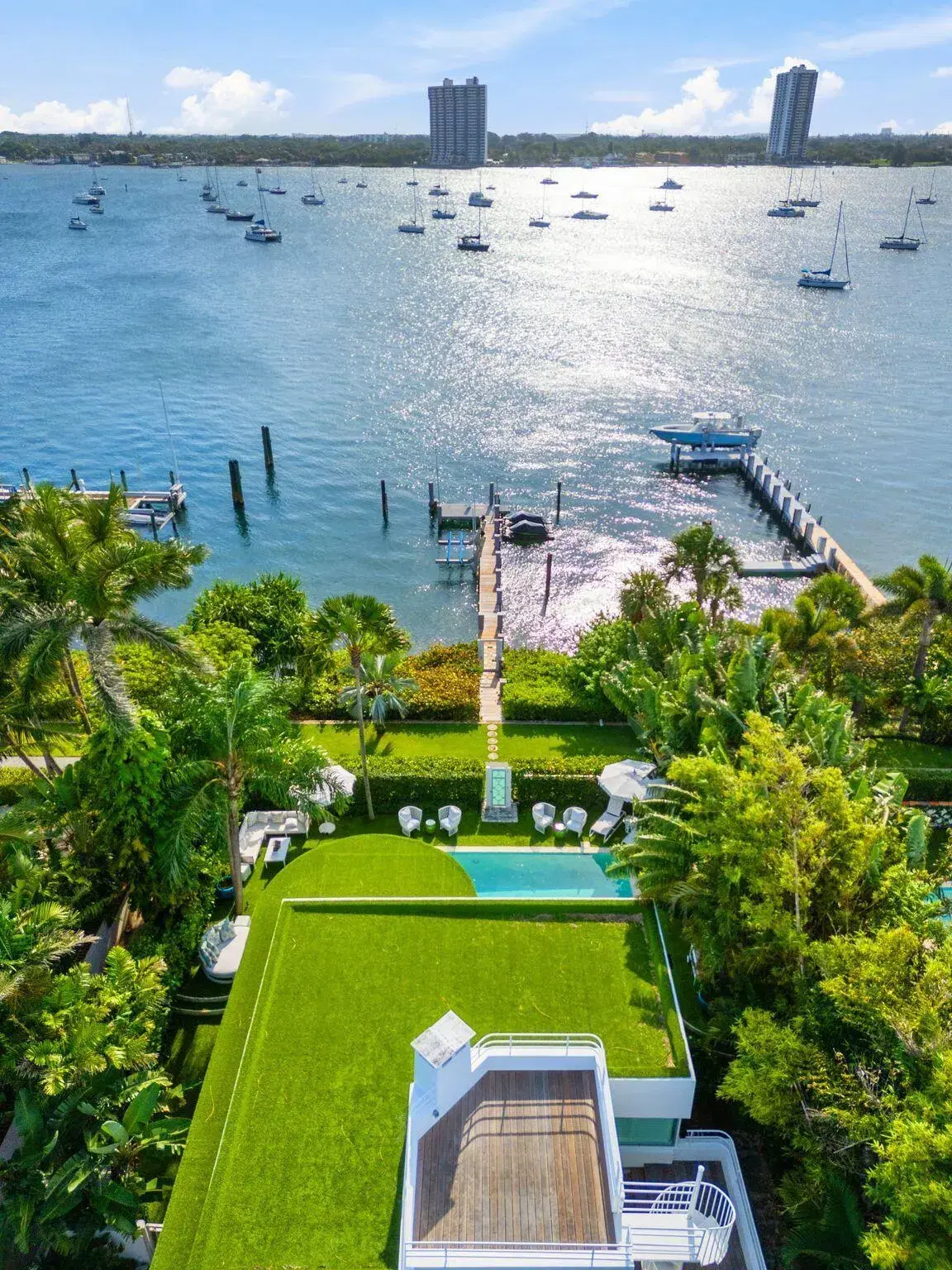 Picture of 1221 N Lake Way, Palm Beach, FL 33480