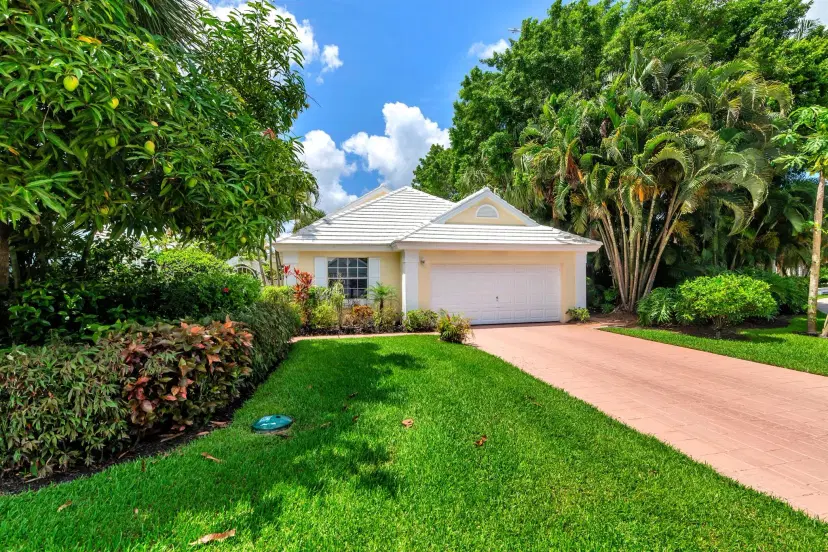 Picture of 9358 Heathridge Drive, West Palm Beach FL 33411