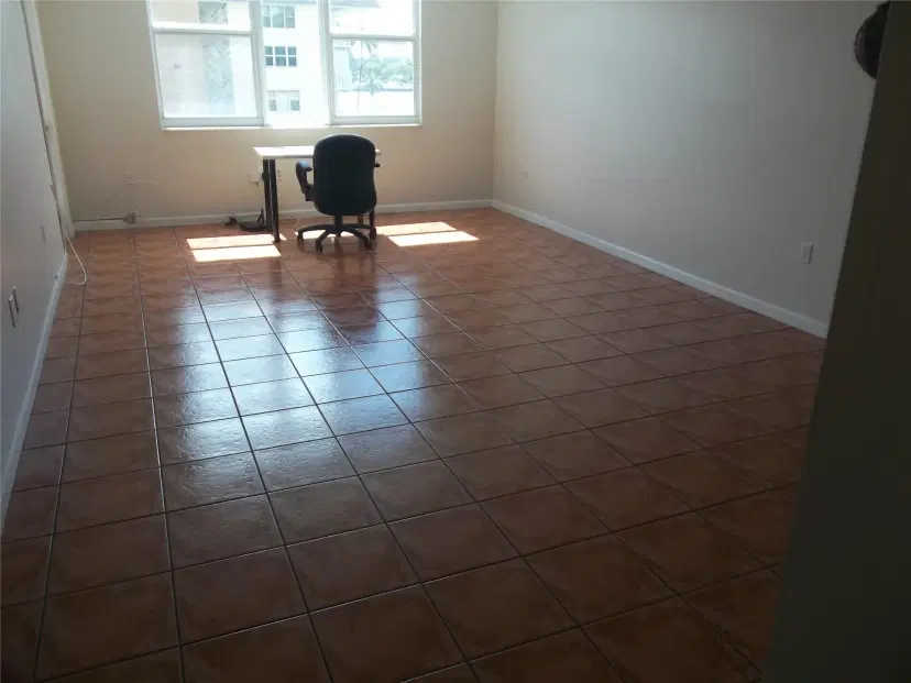 Picture of 1893 S Ocean Dr. 302, Hallandale Beach FL 33009