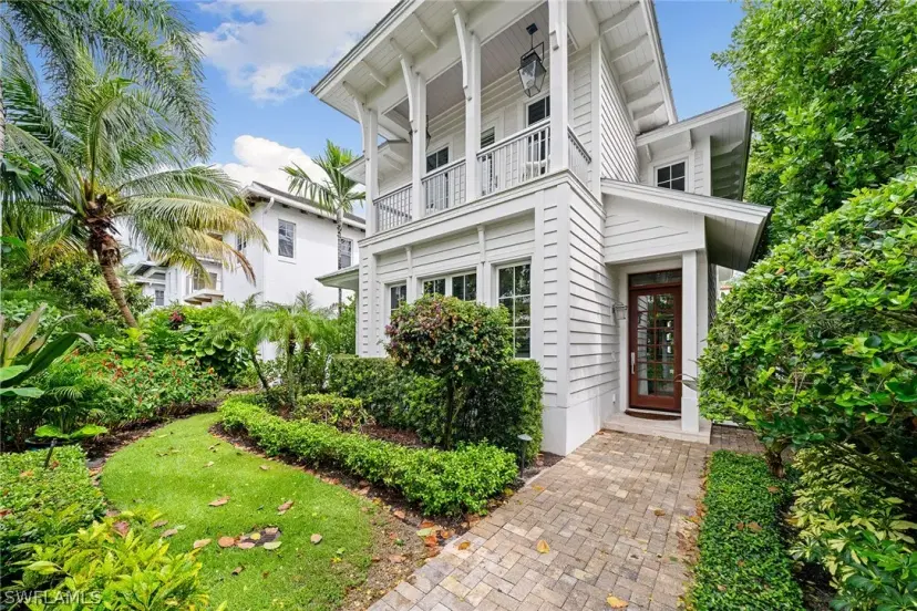 Picture of 383 4Th Ave S, Naples FL 34102