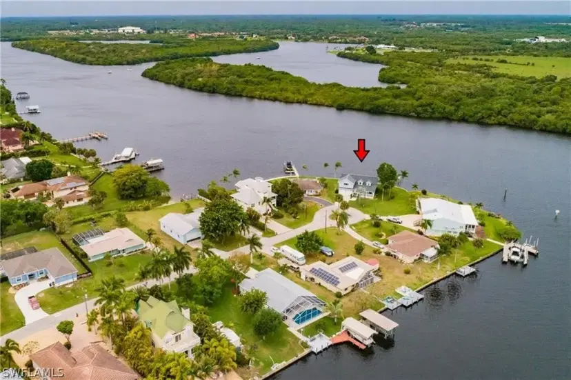 Picture of 1943 Bahama Ave, Fort Myers FL 33905