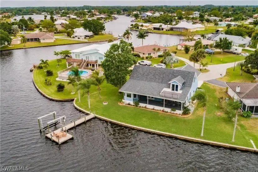 Picture of 1943 Bahama Ave, Fort Myers FL 33905