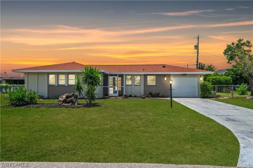 Picture of 108 SE 42Nd Ter, Cape Coral FL 33904