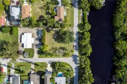 Picture of 726 Park Ave, Naples, FL 34110