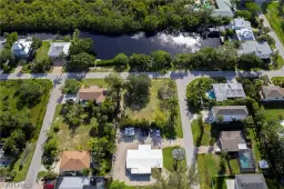 Picture of 726 Park Ave, Naples, FL 34110