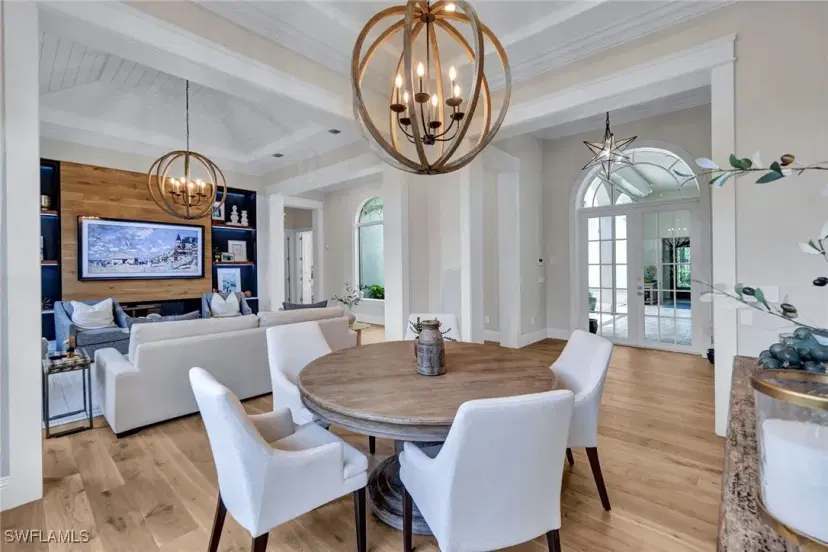 Picture of 709 Teal Ct, Naples FL 34108