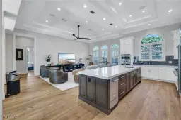 Picture of 709 Teal Ct, Naples, FL 34108