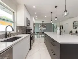 Picture of 714 109Th Ave N, Naples, FL 34108
