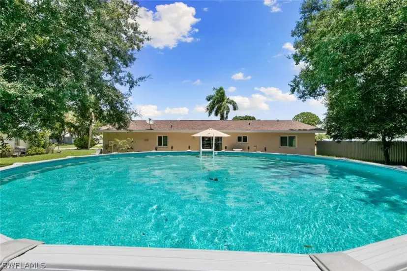 Picture of 1505 Medford Pl, Lehigh Acres FL 33936