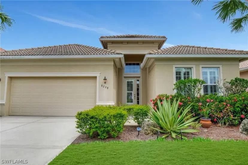 Picture of 8298 Valiant Dr, Naples FL 34104