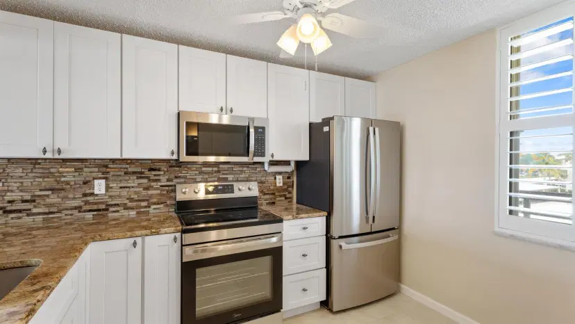 Picture of 1950 SW Palm City Road 8-302, Stuart FL 34994