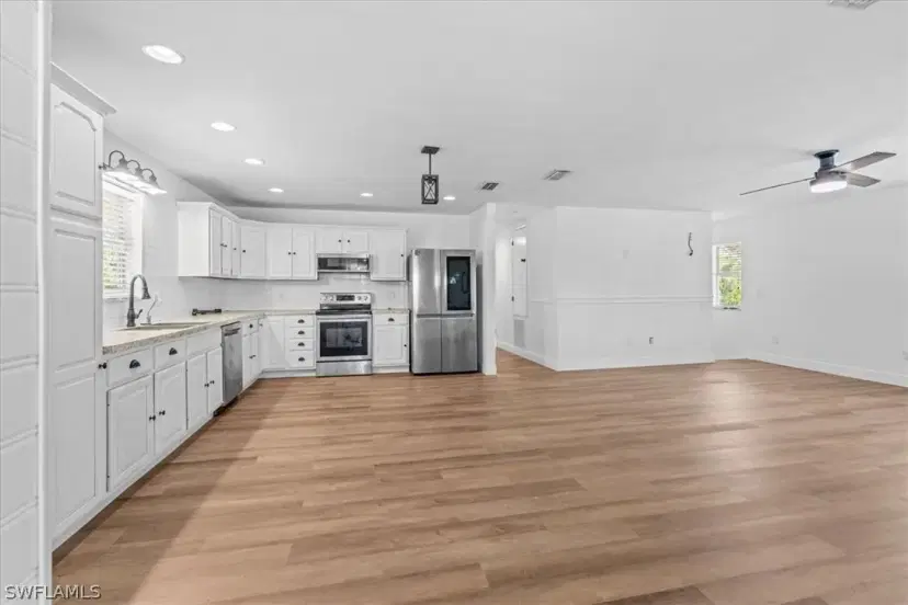 Picture of 6060 Terrace Rd, Fort Myers FL 33905