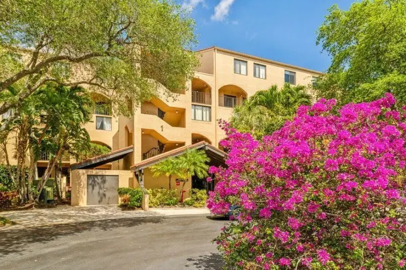 Picture of 755 Dotterel Road 1301, Delray Beach FL 33444