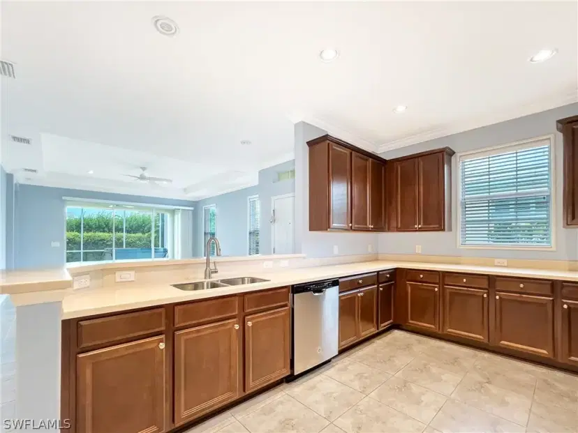 Picture of 2730 Vareo Ct, Cape Coral FL 33991
