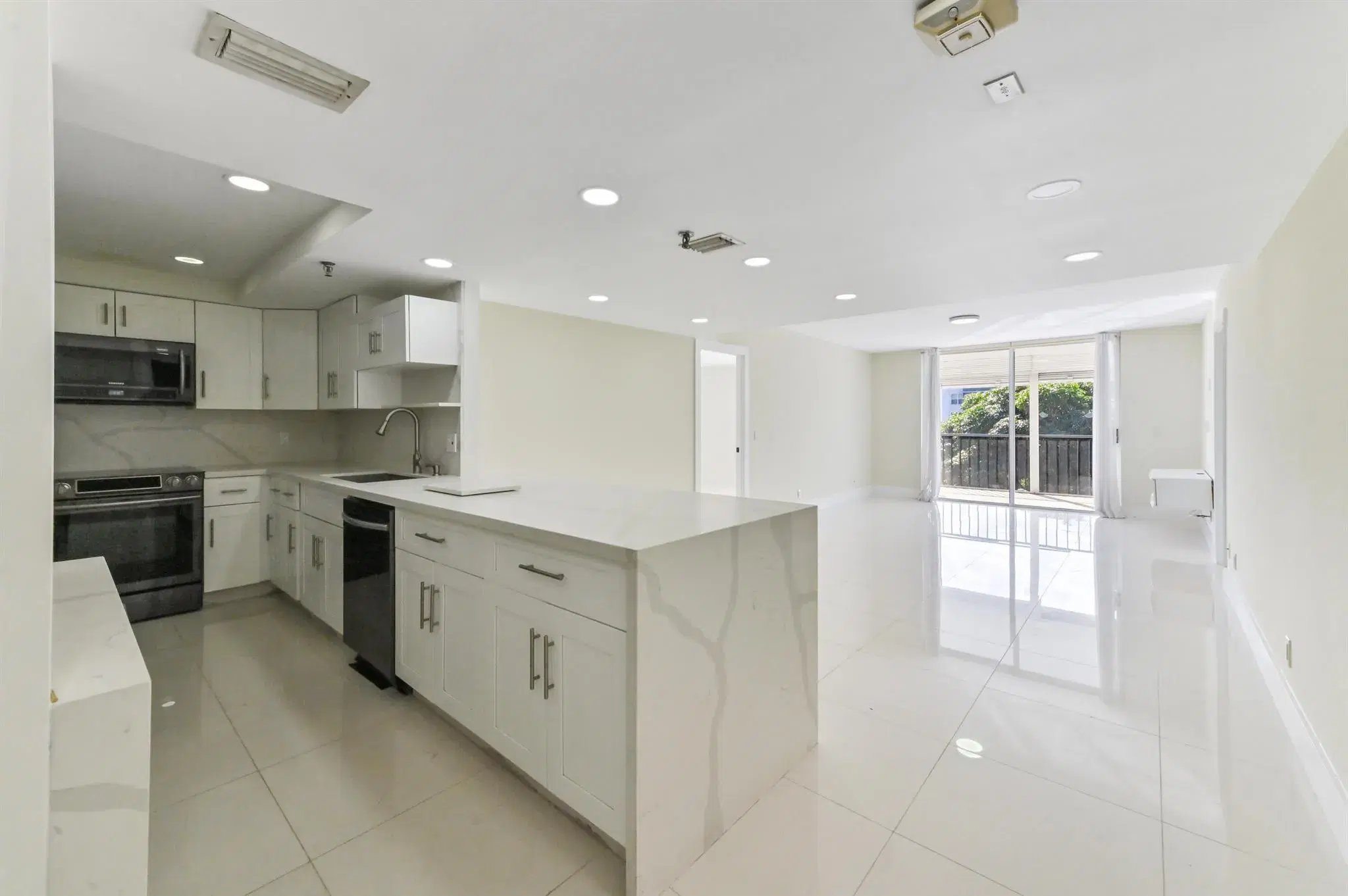 Picture of 198 NW 67Th Street 302, Boca Raton, FL 33487