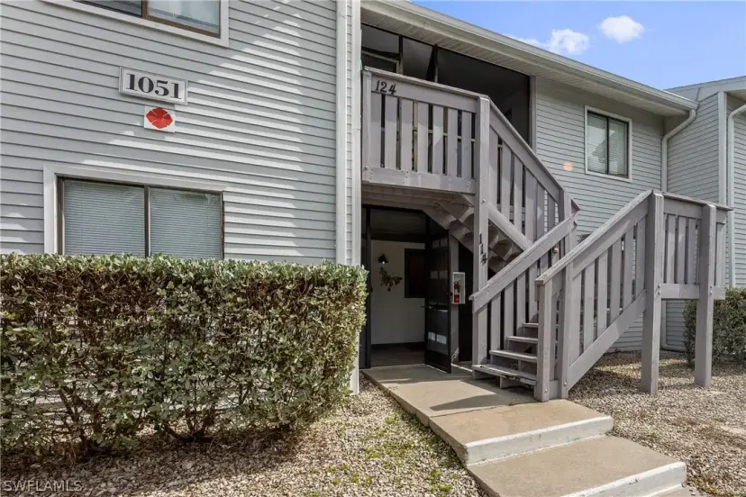 Picture of 1051 Palm Ave 114, North Fort Myers FL 33903