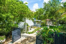 Picture of 1425 SW 8Th Ct, Fort Lauderdale, FL 33312
