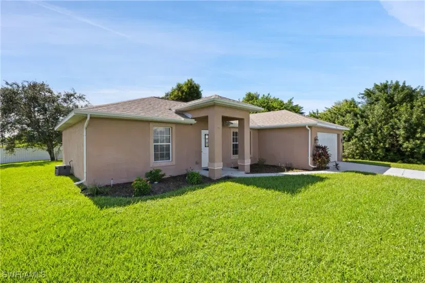 Picture of 436 NE 2Nd Ave, Cape Coral FL 33909