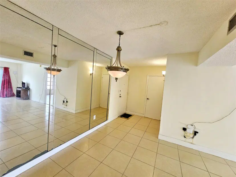 Picture of 4172 Inverrary Dr 410, Lauderhill FL 33319