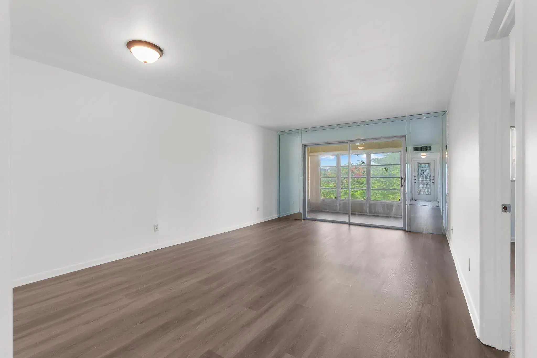 Picture of 5830 NW 64Th Ave 306, Tamarac, FL 33319
