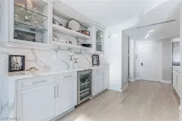 Picture of 9051 Gulf Shore Dr 602, Naples, FL 34108