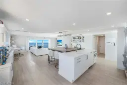 Picture of 9051 Gulf Shore Dr 602, Naples, FL 34108