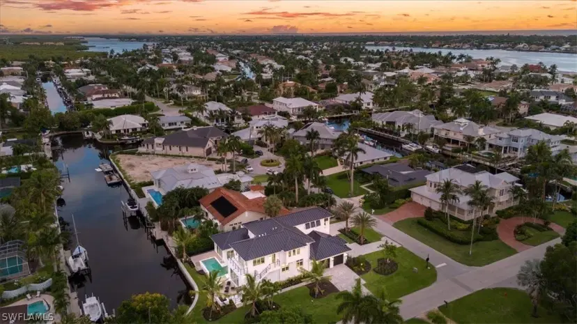 Picture of 1645 Bonita Ct, Naples FL 34102