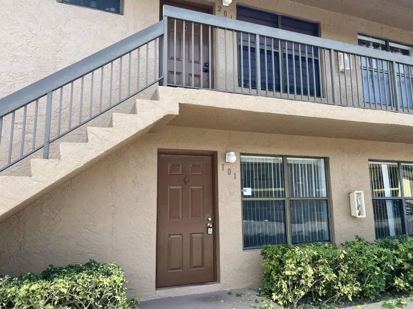 Picture of 10006 Winding Lake Road 101, Sunrise FL 33351