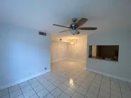 Picture of 10006 Winding Lake Road 101, Sunrise, FL 33351